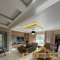 2 APARTAMENTOS COM 3 SALAS COMERCIAIS