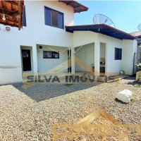 Linda Casa em �rea Nobre! 
