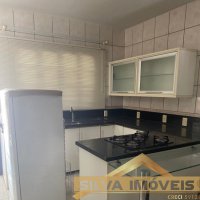 CASA NO CENTRO PARA LOCA��O