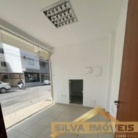 SALA COMERCIAL NO CENTRO