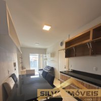 Apartamento Semi-Mobiliado para Loca��o