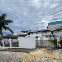 Apartamento Semi-mobiliado para Loca��o em S�o Jo�o Batista! 